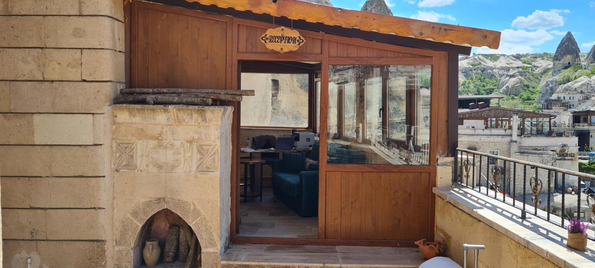 Tibet Stone House Ξενοδοχείο Νεβσεχίρ Εξωτερικό φωτογραφία